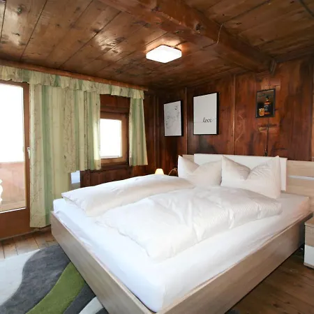 Holiday home Lamplberg By Interhome